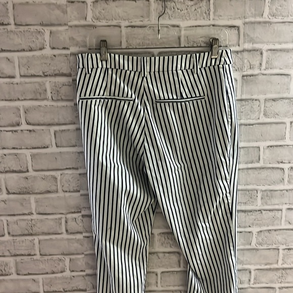 H&M white navy blue stripe womens dress Straight pants cute size 12 Stretch - Picture 3 of 6